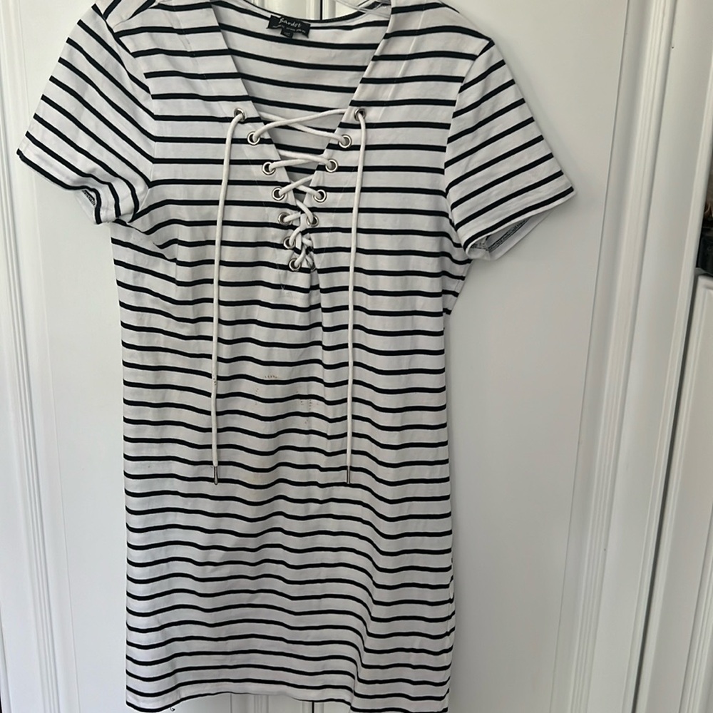 Bardot navy striped knit dress size 8 with tie front